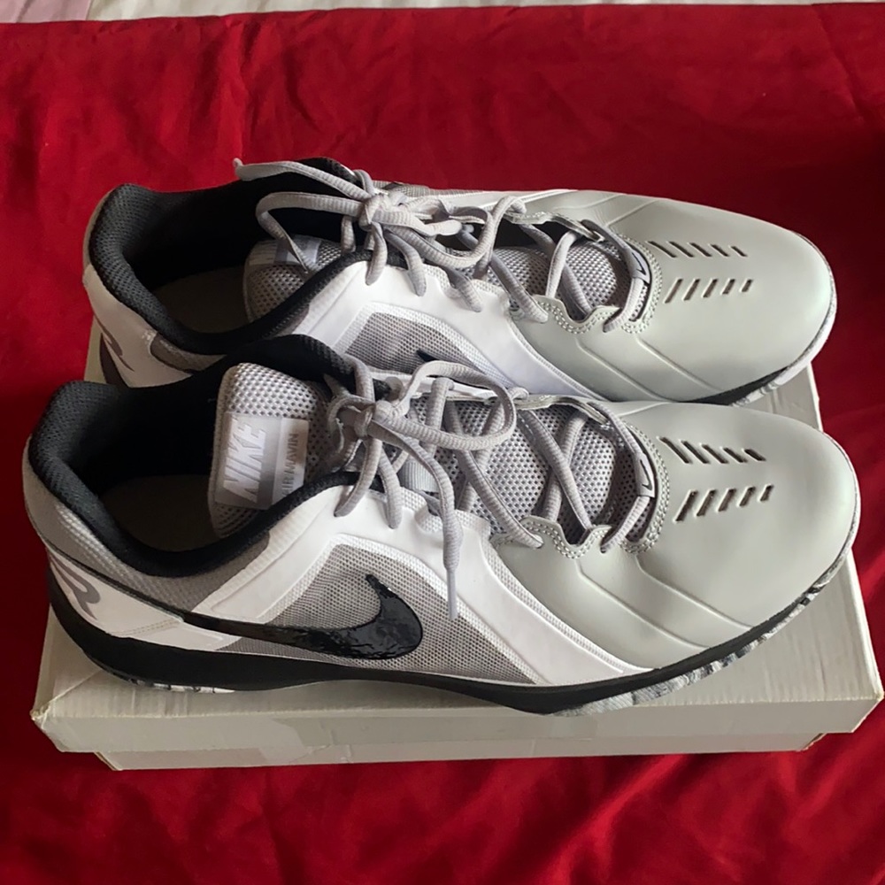 Nike Air Mavin Size 13